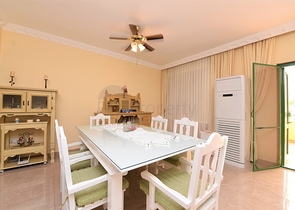 فيلا قريبة من البحر والخدمات في الانيا - تصميم 4+2 - في كاستل / الانيا 