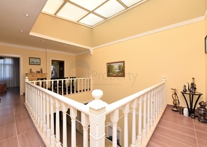 فيلا قريبة من البحر والخدمات في الانيا - تصميم 4+2 - في كاستل / الانيا 