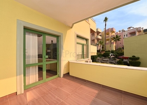 فيلا قريبة من البحر والخدمات في الانيا - تصميم 4+2 - في كاستل / الانيا 