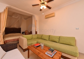 فيلا قريبة من البحر والخدمات في الانيا - تصميم 4+2 - في كاستل / الانيا 