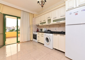 فيلا قريبة من البحر والخدمات في الانيا - تصميم 4+2 - في كاستل / الانيا 