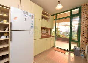 فيلا قريبة من البحر والخدمات في الانيا - تصميم 4+2 - في كاستل / الانيا 