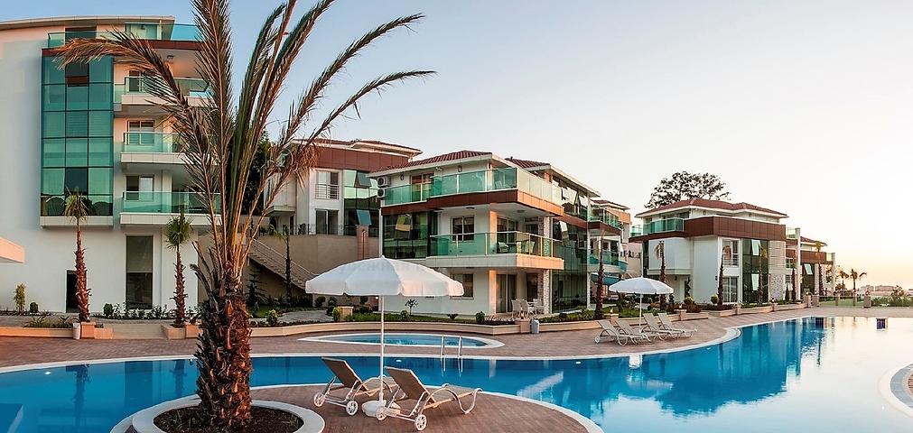 مجمع انيق وهادئ - شقة 2 غرفة وصالة -في كارجي جاك / الانيا 