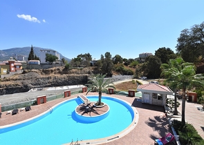 مجمع انيق وهادئ - شقة 2 غرفة وصالة -في كارجي جاك / الانيا 