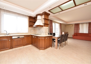 شقق اطلالة بحر في الانيا -غرفتين وصالة - مفروشة -في مهموتلار / الانيا 