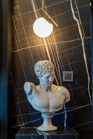 شقة انيقة -ضمن مجمع فاخر -في كاستل / الانيا 