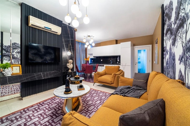 شقة انيقة -ضمن مجمع فاخر -في كاستل / الانيا 