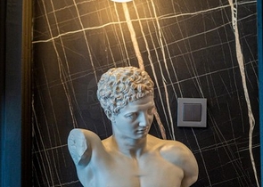 شقة انيقة -ضمن مجمع فاخر -في كاستل / الانيا 