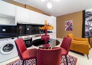 شقة انيقة -ضمن مجمع فاخر -في كاستل / الانيا 