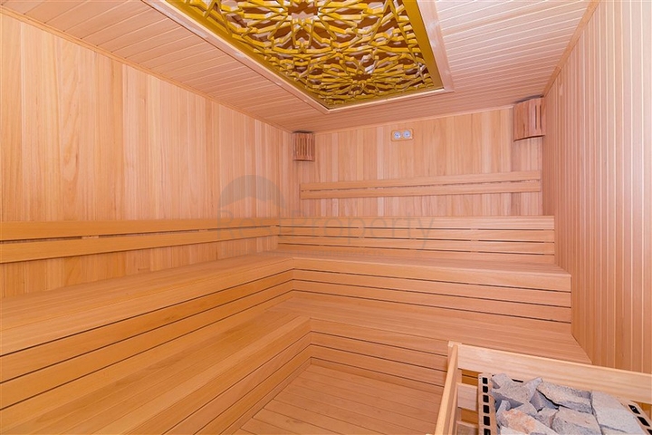 شقق للبيع في الانيا -تصميم 2 غرفة وصالة - ضمن مجمع قريب من البحر - في مهموتلار / الانيا 