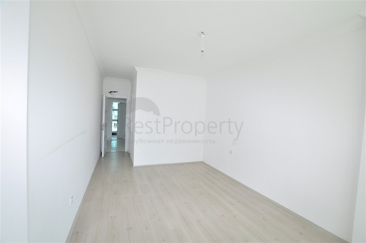 شقق للبيع في الانيا -تصميم 2 غرفة وصالة - ضمن مجمع قريب من البحر - في مهموتلار / الانيا 