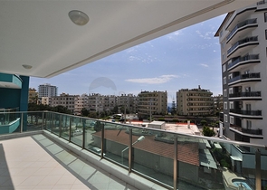 شقق للبيع في الانيا -تصميم 2 غرفة وصالة - ضمن مجمع قريب من البحر - في مهموتلار / الانيا 