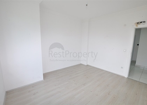 شقق للبيع في الانيا -تصميم 2 غرفة وصالة - ضمن مجمع قريب من البحر - في مهموتلار / الانيا 