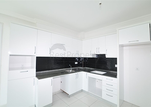 شقق للبيع في الانيا -تصميم 2 غرفة وصالة - ضمن مجمع قريب من البحر - في مهموتلار / الانيا 