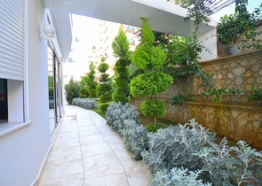 مجمع فاخر - شقة غرفة وصالة -في مهموتلار / الانيا 