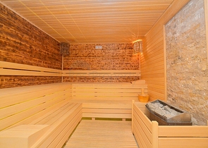 مجمع فاخر - شقة غرفة وصالة -في مهموتلار / الانيا 