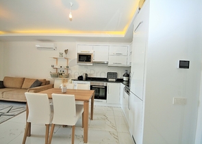 مجمع فاخر - شقة غرفة وصالة -في مهموتلار / الانيا 