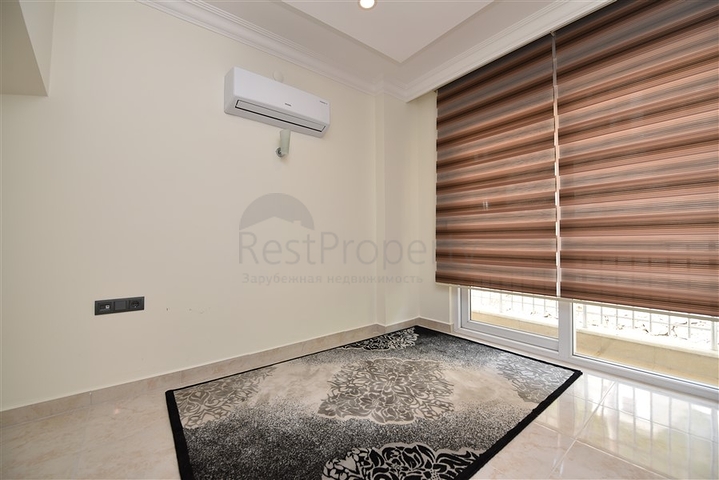 فلل للبيع في الانيا - اطلالة بحر -3 غرف وصالة -في مركز الانيا 