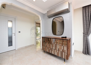 فلل للبيع في الانيا - اطلالة بحر -3 غرف وصالة -في مركز الانيا 