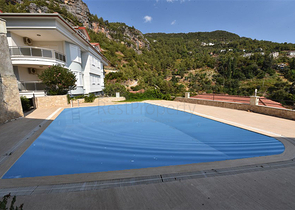 فلل للبيع في الانيا - اطلالة بحر -3 غرف وصالة -في مركز الانيا 