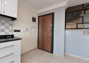 فلل للبيع في الانيا - اطلالة بحر -3 غرف وصالة -في مركز الانيا 