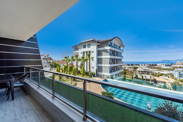 شقق فاخرة للبيع في الانيا -اطلالة بحر - 1 غرفة وصالة - في كارجي جاك / الانيا 