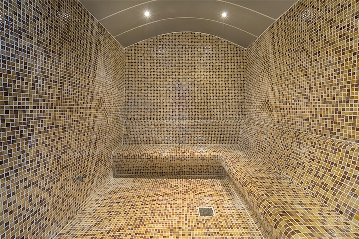 شقق فاخرة للبيع في الانيا -اطلالة بحر - 1 غرفة وصالة - في كارجي جاك / الانيا 