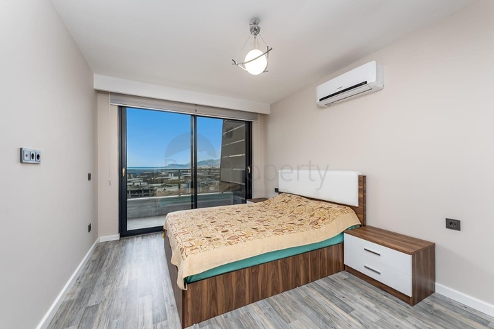 شقق فاخرة للبيع في الانيا -اطلالة بحر - 1 غرفة وصالة - في كارجي جاك / الانيا 