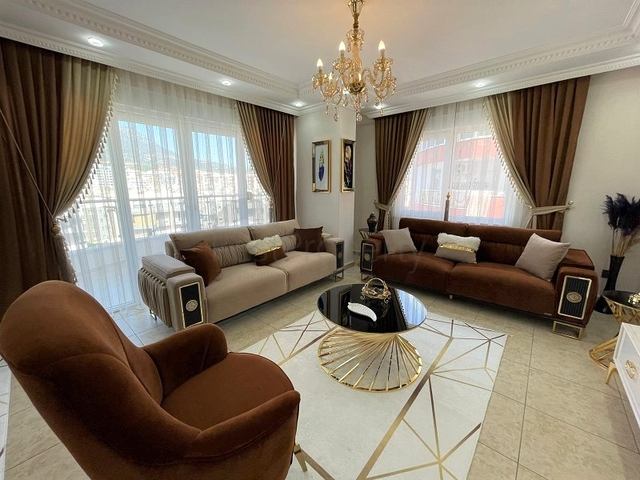 شقق للبيع في الانيا - مجمع على البحر مباشرة -شقة 2 غرفة وصالة -في مهموتلار / الانيا 