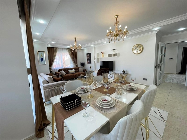 شقق للبيع في الانيا - مجمع على البحر مباشرة -شقة 2 غرفة وصالة -في مهموتلار / الانيا 