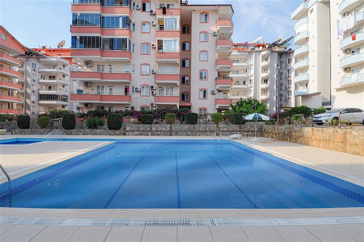 شقق للبيع في الانيا - مجمع على البحر مباشرة -شقة 2 غرفة وصالة -في مهموتلار / الانيا 