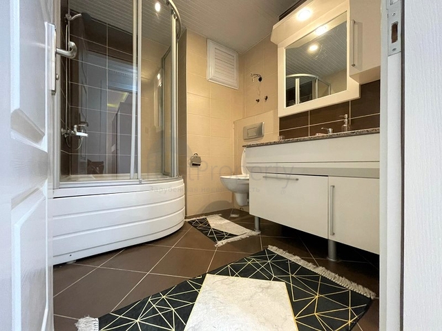 شقق للبيع في الانيا - مجمع على البحر مباشرة -شقة 2 غرفة وصالة -في مهموتلار / الانيا 