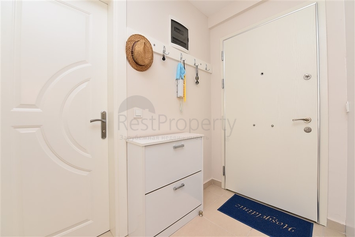 قريبة من البحر - شقة غرفة وصالة -مجمع انيق- في افسلار / الانيا 