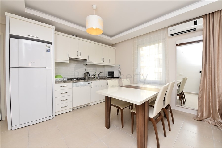 قريبة من البحر - شقة غرفة وصالة -مجمع انيق- في افسلار / الانيا 