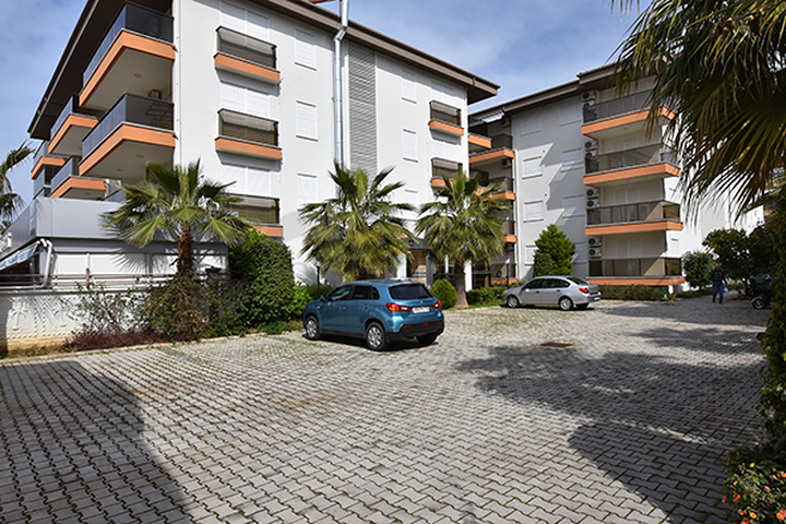 قريبة من البحر - شقة غرفة وصالة -مجمع انيق- في افسلار / الانيا 