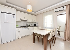 قريبة من البحر - شقة غرفة وصالة -مجمع انيق- في افسلار / الانيا 