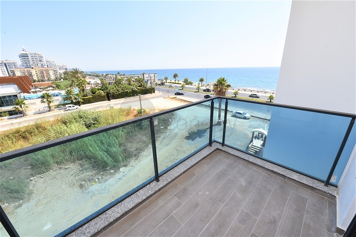 اطلالة بحر - شقق للبيع في كاستل / الانيا 