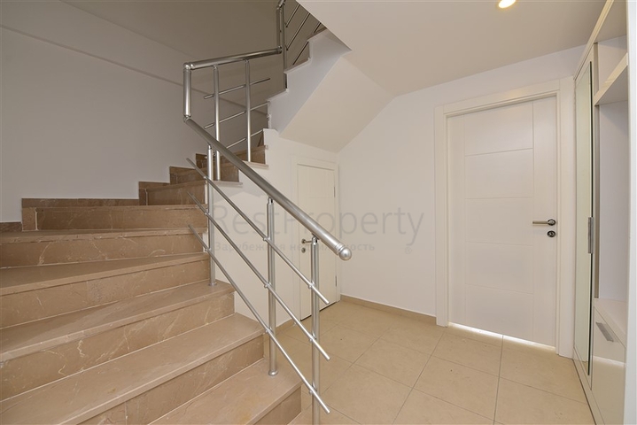 مجمع فاخر - دوبلكس 2 غرفة وصالة - في افسلار / الانيا 