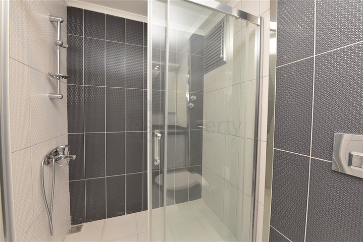 مجمع فاخر - دوبلكس 2 غرفة وصالة - في افسلار / الانيا 