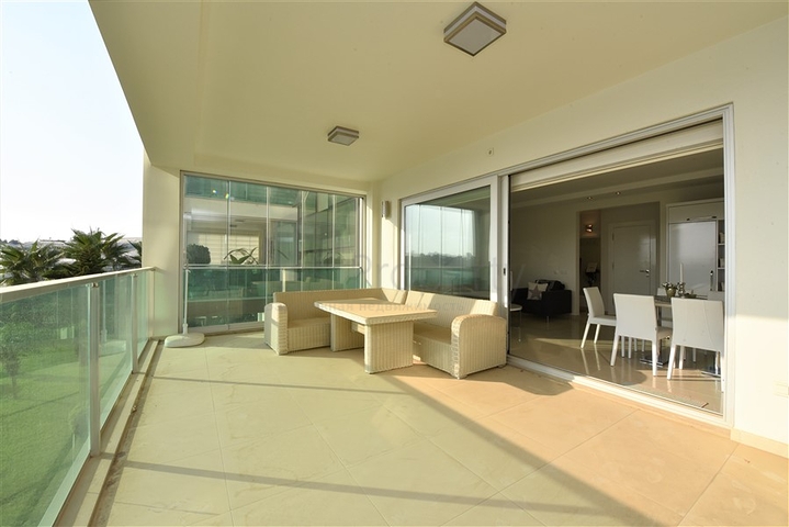 شقة ضمن مجمع فاخر - منطقة هادئة - تصميم 1+2- في كارجي جاك / الانيا 