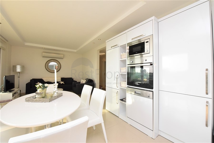 شقة ضمن مجمع فاخر - منطقة هادئة - تصميم 1+2- في كارجي جاك / الانيا 