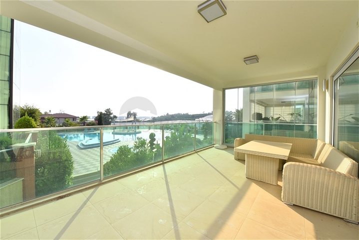 شقة ضمن مجمع فاخر - منطقة هادئة - تصميم 1+2- في كارجي جاك / الانيا 