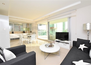 شقة ضمن مجمع فاخر - منطقة هادئة - تصميم 1+2- في كارجي جاك / الانيا 