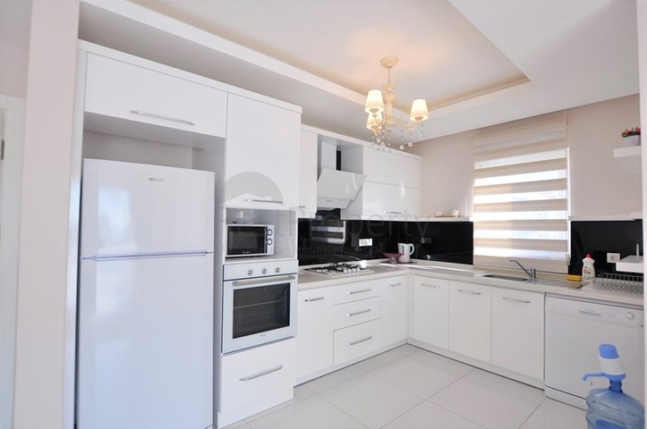 مجمع فاخر - شقة 2 غرفة وصالة -في مهموتلار / الانيا 