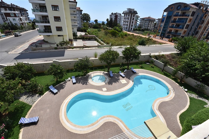 شقق للبيع في الانيا - مجمع حديث وقريب من البحر في كاستل / الانيا 