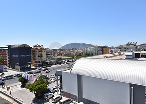 دوبلكس عائلية 4 غرف وصالة -جانب مول الانيوم -في اوبا / الانيا 