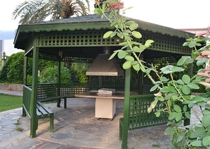 دوبلكس عائلية 4 غرف وصالة -جانب مول الانيوم -في اوبا / الانيا 