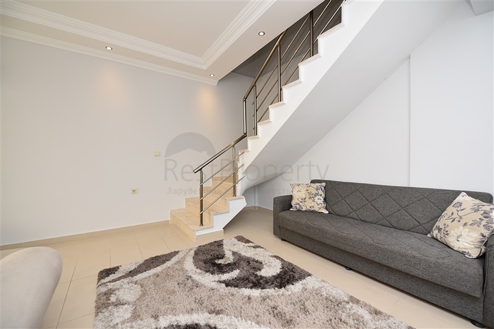 شقة مؤثثة في قلب مدينة ألانيا للبيع 