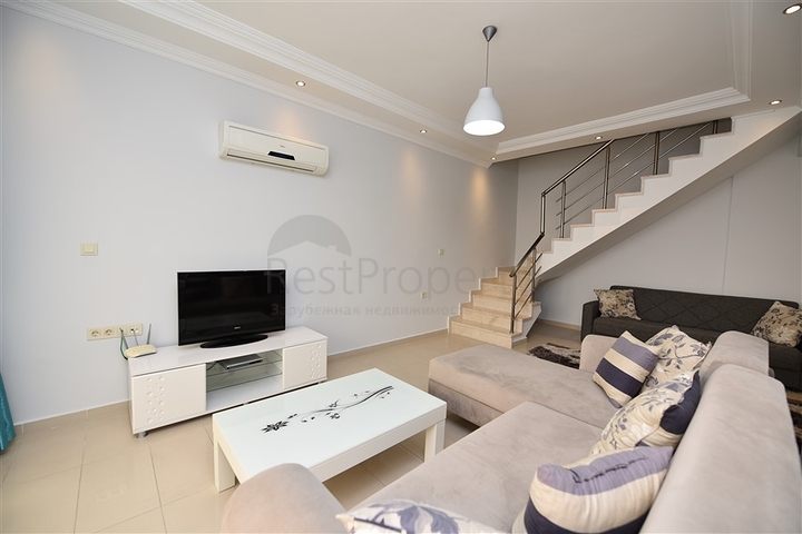 شقة مؤثثة في قلب مدينة ألانيا للبيع 