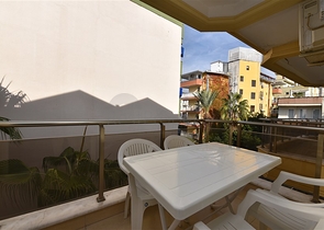 شقة مؤثثة في قلب مدينة ألانيا للبيع 